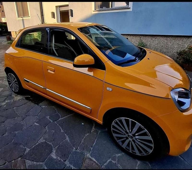 Usata 2019 Renault Twingo Intens Due volumi | 9500 € (Buon prezzo) - Immagine 1/4