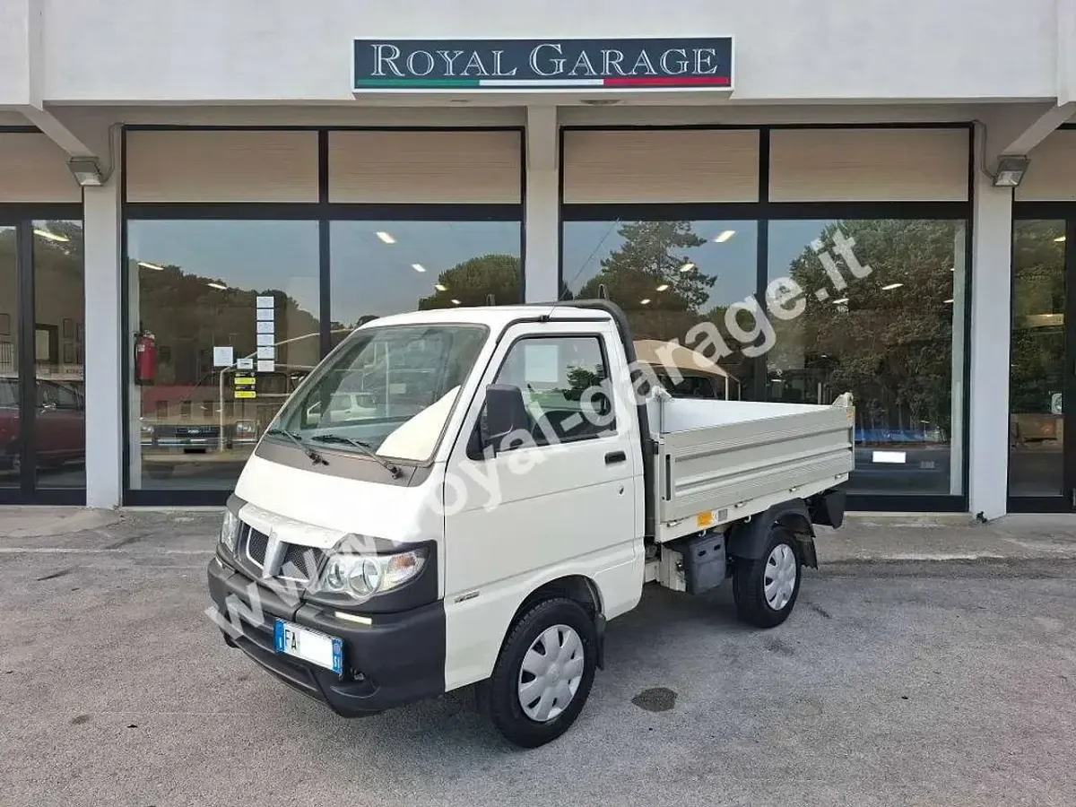 Usata Piaggio Porter 83 CV (61 kW) 2015 White silk (576) Furgone