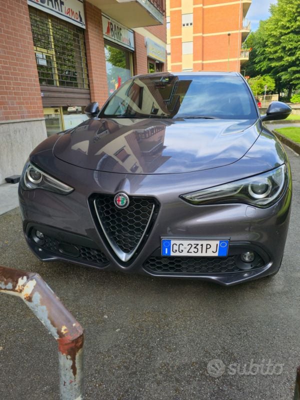 Usata Alfa Romeo Stelvio Ti 210 CV (154 kW) 2021 Grigio SUV