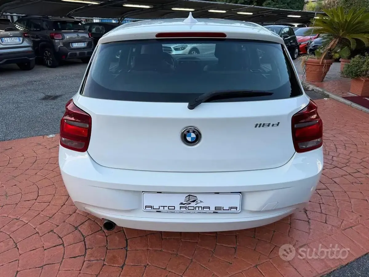 Usata BMW 118 Comfort Edition 143 CV (105 kW) 2012 Bianco Utilitaria