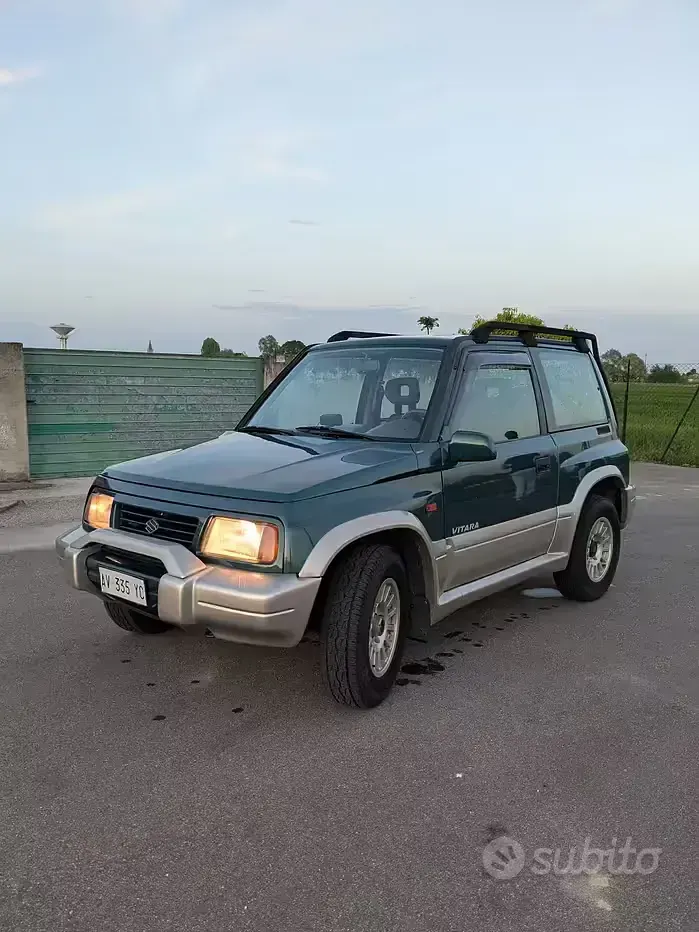 Usata Suzuki Vitara 96 CV (70 kW) 1998 Verde Station wagon