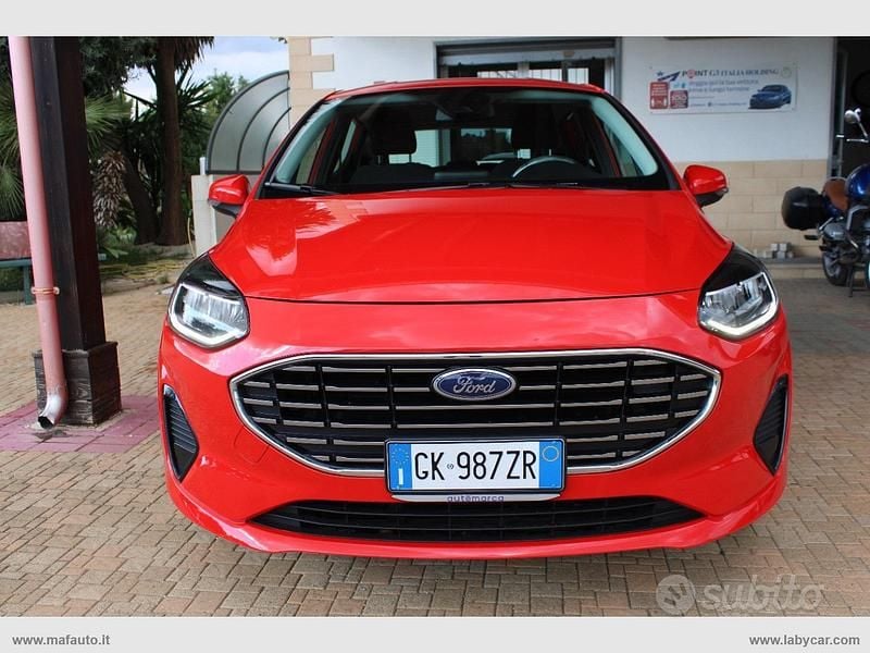 Rosso Usata 2022 Ford Fiesta Titanium Due volumi | 10.800 € (Ottimo prezzo) - Immagine 1/4