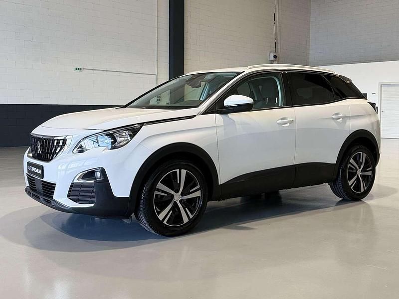 Usata Peugeot 3008 Allure 131 CV (96 kW) 2019 Bianco SUV