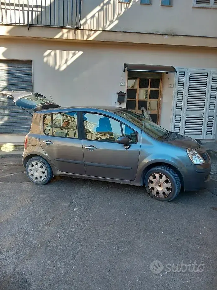 Usata Renault Modus 85 CV (62 kW) 2006 Monovolume