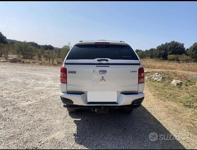 Usata Mitsubishi L200 181 CV (133 kW) 2018 Bianco Pick-up
