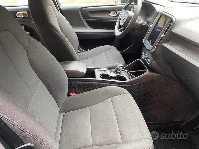 Usata Volvo XC40 150 CV (110 kW) 2020 Nero SUV