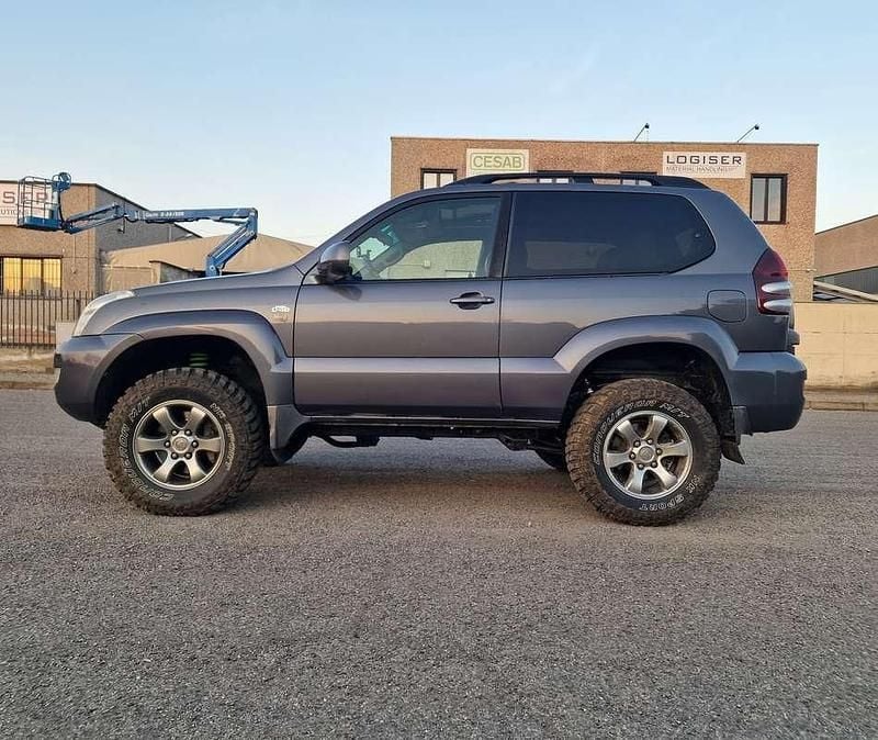 Usata Toyota Land Cruiser Sol 173 CV (127 kW) 2009 Grigio SUV