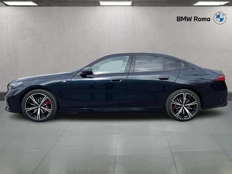 Usata BMW 520 M Sport 197 CV (144 kW) 2025 Carbon black metallic Berlina