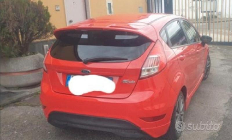 Usata Ford Fiesta ST-Line 95 CV (69 kW) 2016 Berlina