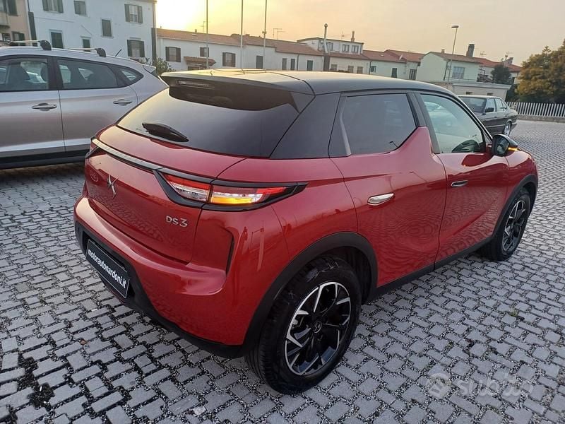 Usata DS Automobiles DS3 Crossback So Chic 101 CV (74 kW) 2022 Rosso SUV