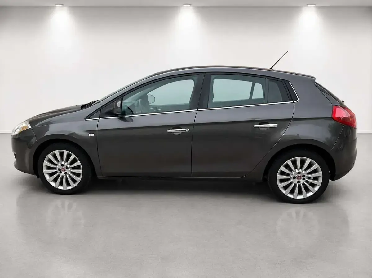 Usata Fiat Bravo Dynamic 120 CV (88 kW) 2009 Other Utilitaria