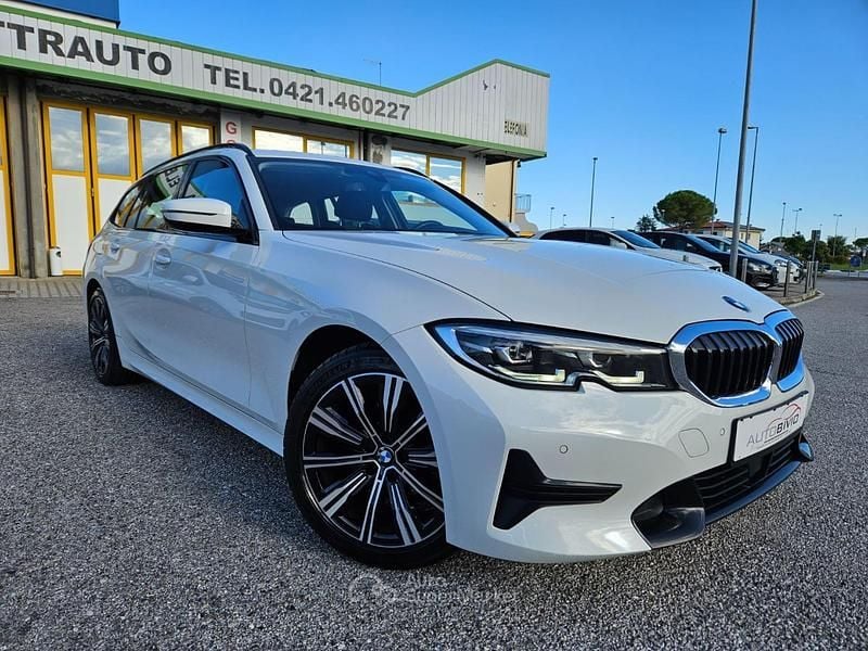 Bianco Usata 2022 BMW 320 Sport Line Station wagon | 25.500 € (Super prezzo) - Immagine 1/4