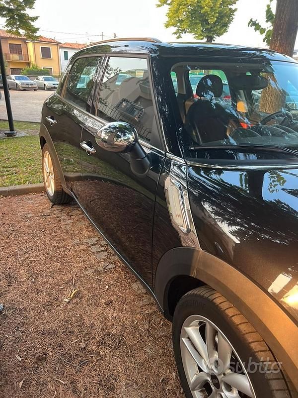 Usata Mini Countryman 111 CV (81 kW) 2011 Nero SUV