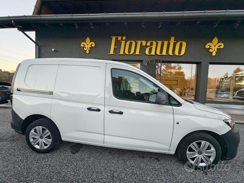 Usata VW Caddy Business 102 CV (75 kW) 2021 Bianco Monovolume