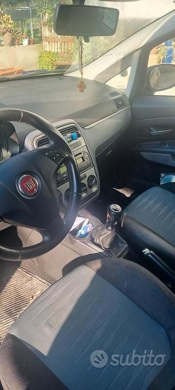 Usata Fiat Grande Punto 90 CV (66 kW) 2009 Nero Utilitaria