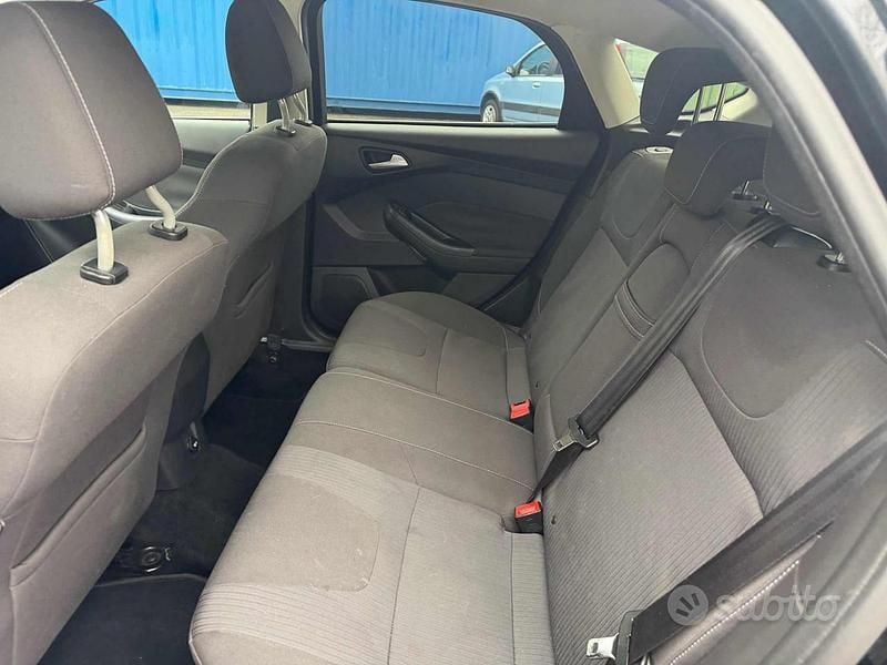 Usata Ford Focus Titanium 150 CV (110 kW) 2011 Nero Berlina