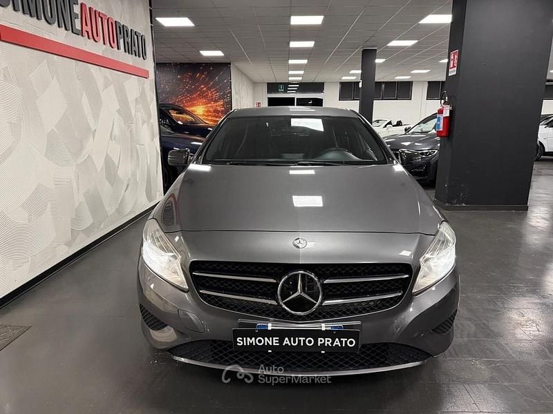 Usata Mercedes A180 Edition 109 CV (80 kW) 2015 Grigio Berlina