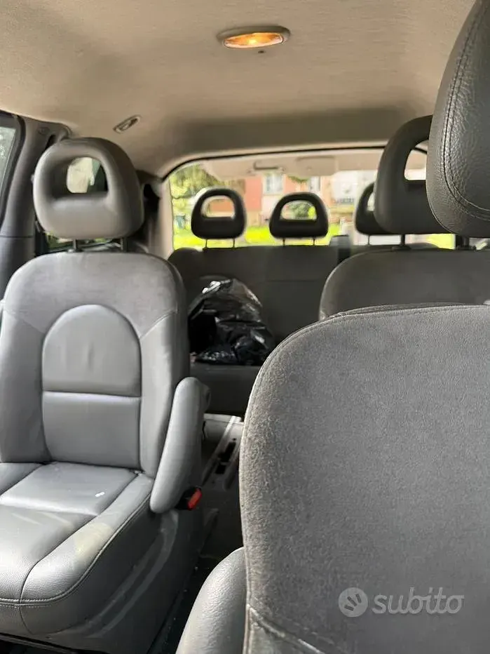 Usata Chrysler Grand Voyager 150 CV (110 kW) 2004 Monovolume