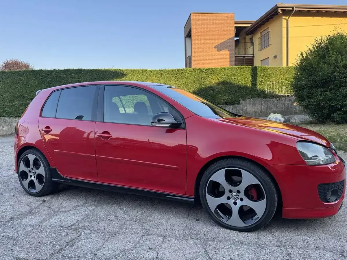 Usado VW Golf V GTI 200 CV (147 kW) 2007 Other Berlina