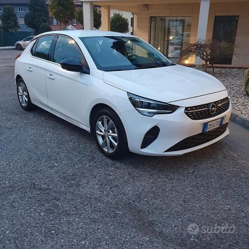 Usata Opel Corsa 102 CV (75 kW) 2023 Bianco Utilitaria