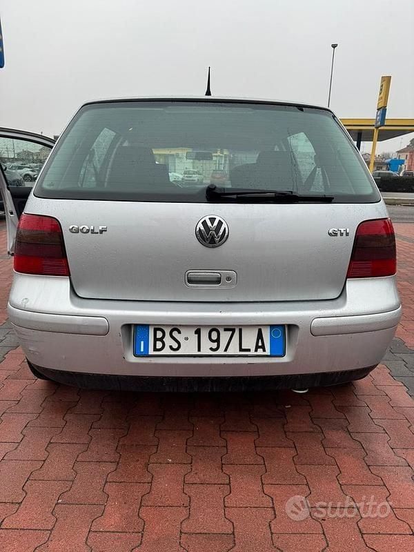 Usata VW Golf IV GTI 150 CV (110 kW) 2001 Berlina