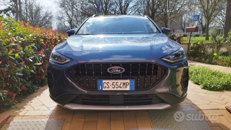 Usata Ford Focus Active X 155 CV (114 kW) 2024 Blu Berlina