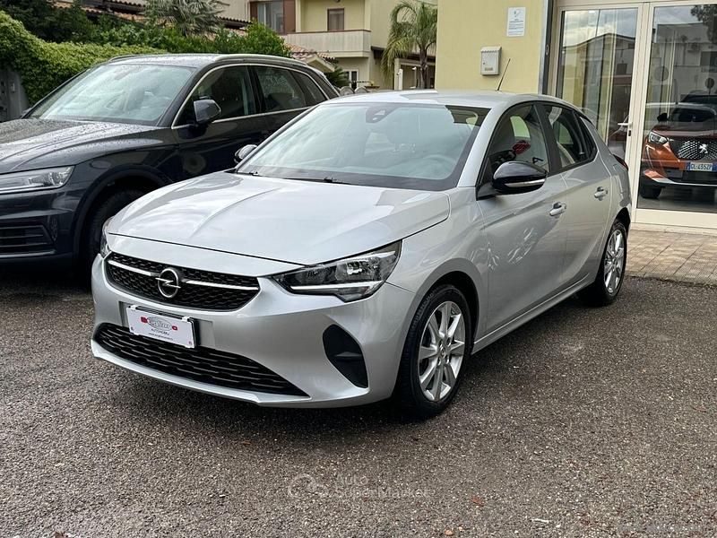 Usata Opel Corsa Edition 101 CV (74 kW) 2022 Argento Utilitaria