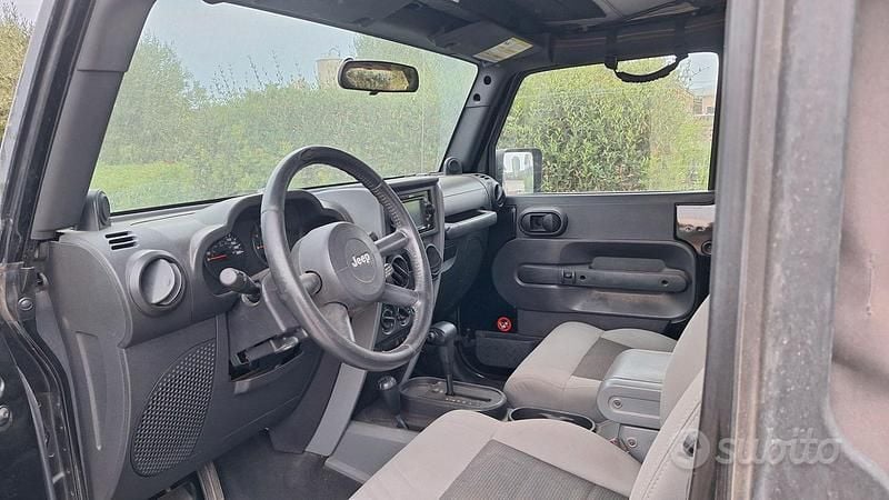 Usata Jeep Wrangler 177 CV (130 kW) 2009 Nero SUV