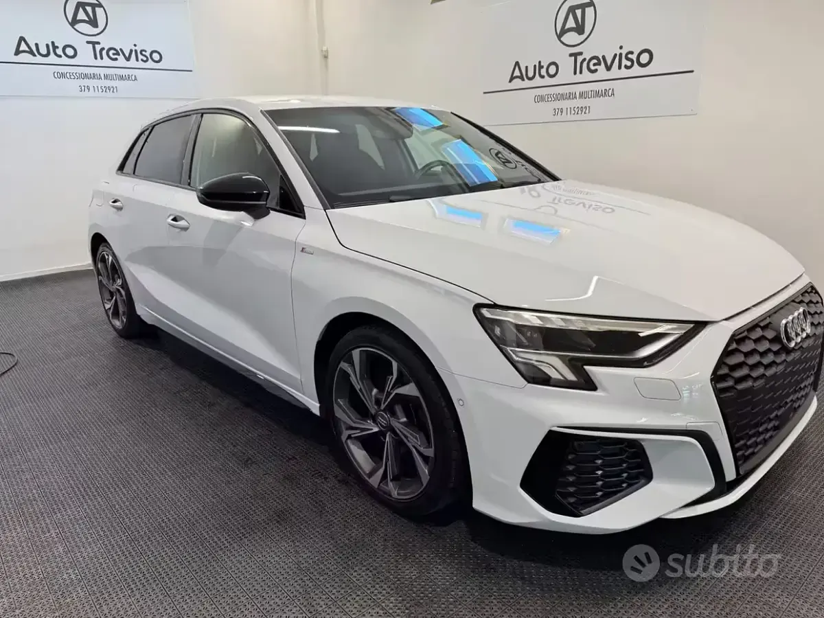 Usata Audi A3 S-Line 150 CV (110 kW) 2021 Bianco Berlina