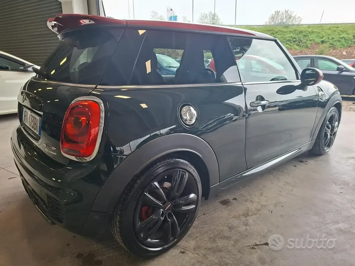 Usata Mini John Cooper Works 231 CV (169 kW) 2017 Verde Utilitaria
