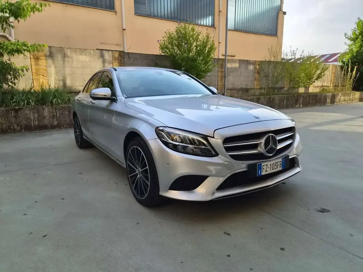 Usata Mercedes C220 Premium 194 CV (142 kW) 2019 Other Berlina