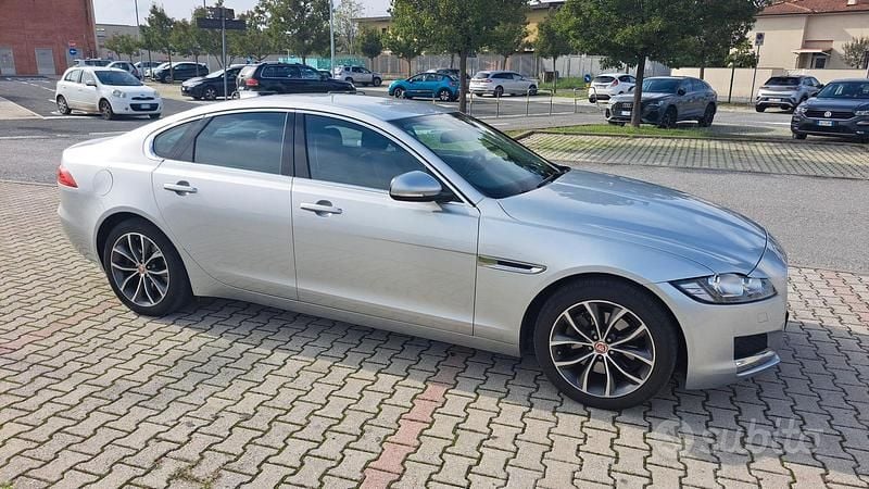 Usata Jaguar XF 240 CV (176 kW) 2017 Berlina