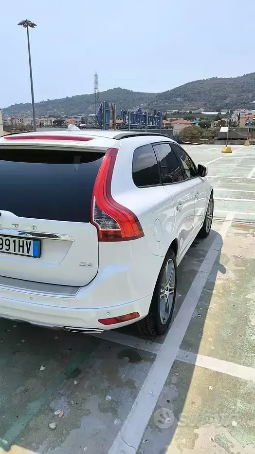 Usata Volvo XC60 190 CV (139 kW) 2015 Bianco SUV