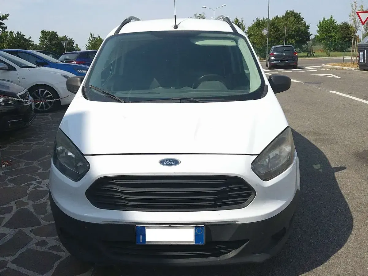Usata Ford Transit Courier 75 CV (55 kW) 2017 Bianco Furgone