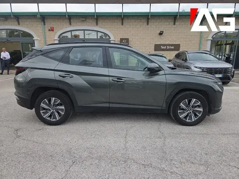Usata Hyundai Tucson 230 CV (169 kW) 2023 Verde SUV