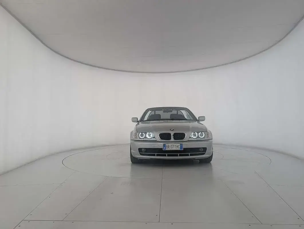 Usata BMW 320 Cabriolet 170 CV (125 kW) 2001 Cabrio