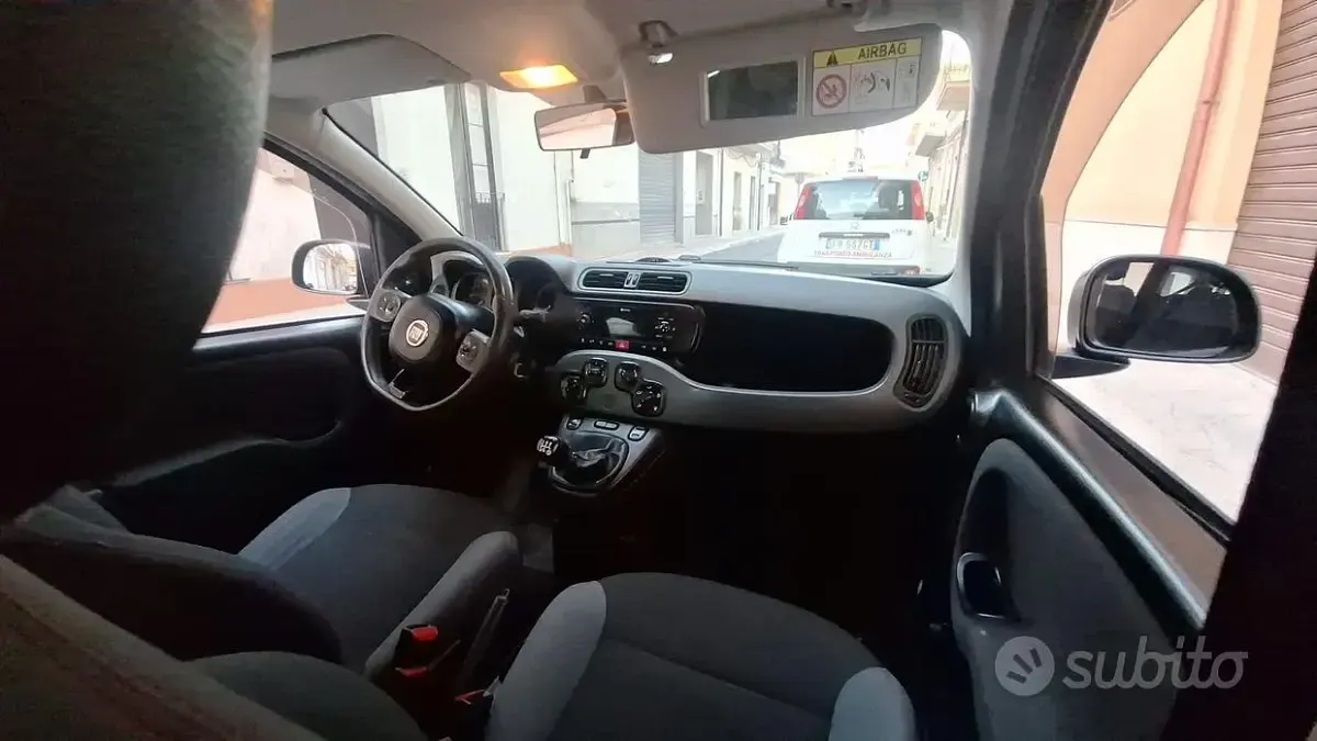 Usata Fiat Panda Easy 69 CV (50 kW) 2018 Grigio Utilitaria