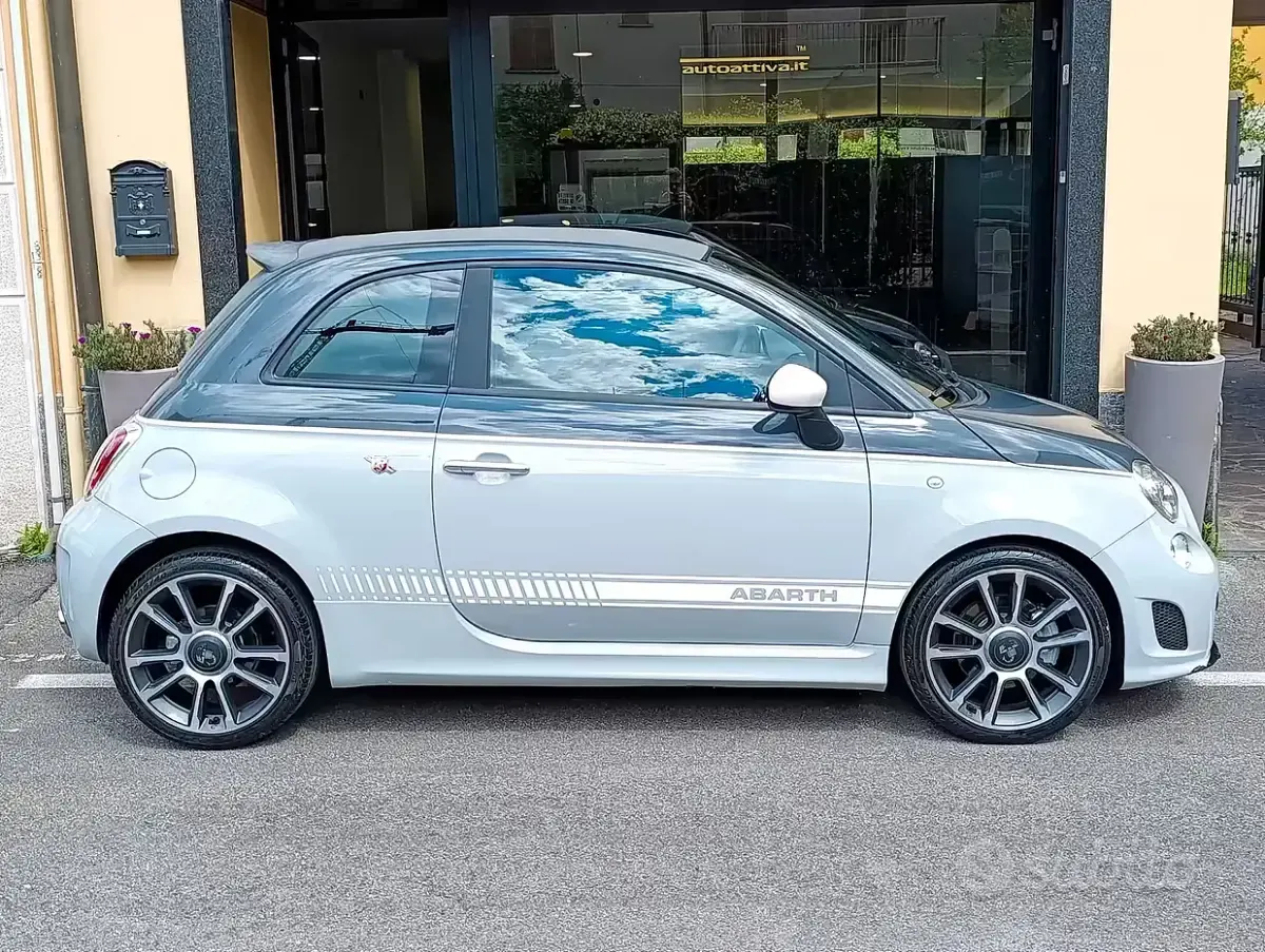 Usata Abarth 500C 135 CV (99 kW) 2011 Grigio Cabrio