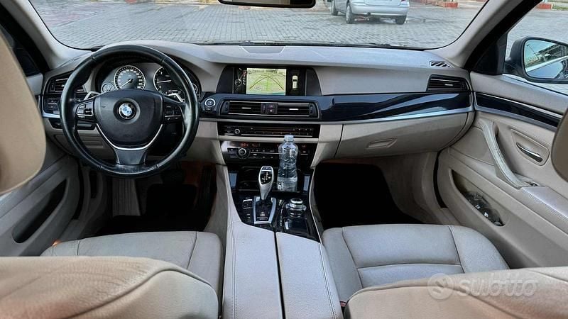 Usata BMW 530 M Sport 258 CV (189 kW) 2013 Blu Station wagon