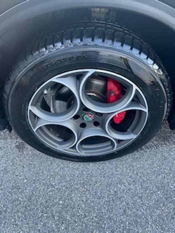 Usata Alfa Romeo Stelvio Executive 209 CV (153 kW) 2017 Nero SUV