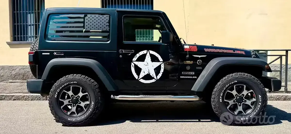 Usata Jeep Wrangler Sport 200 CV (147 kW) 2011 Nero SUV