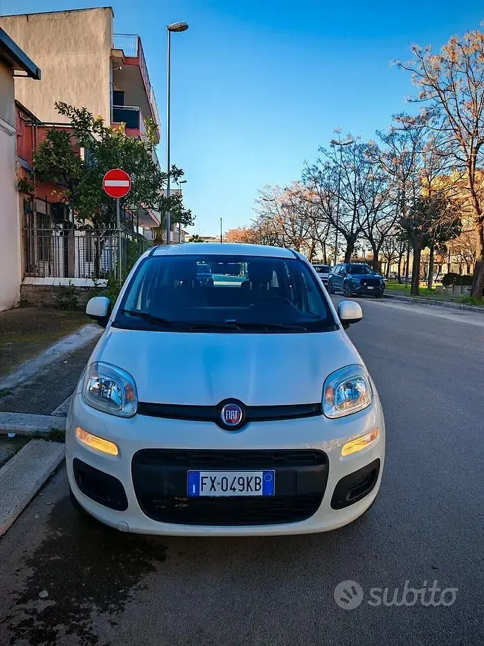 Usata Fiat Panda Easy 80 CV (58 kW) 2019 Bianco Utilitaria