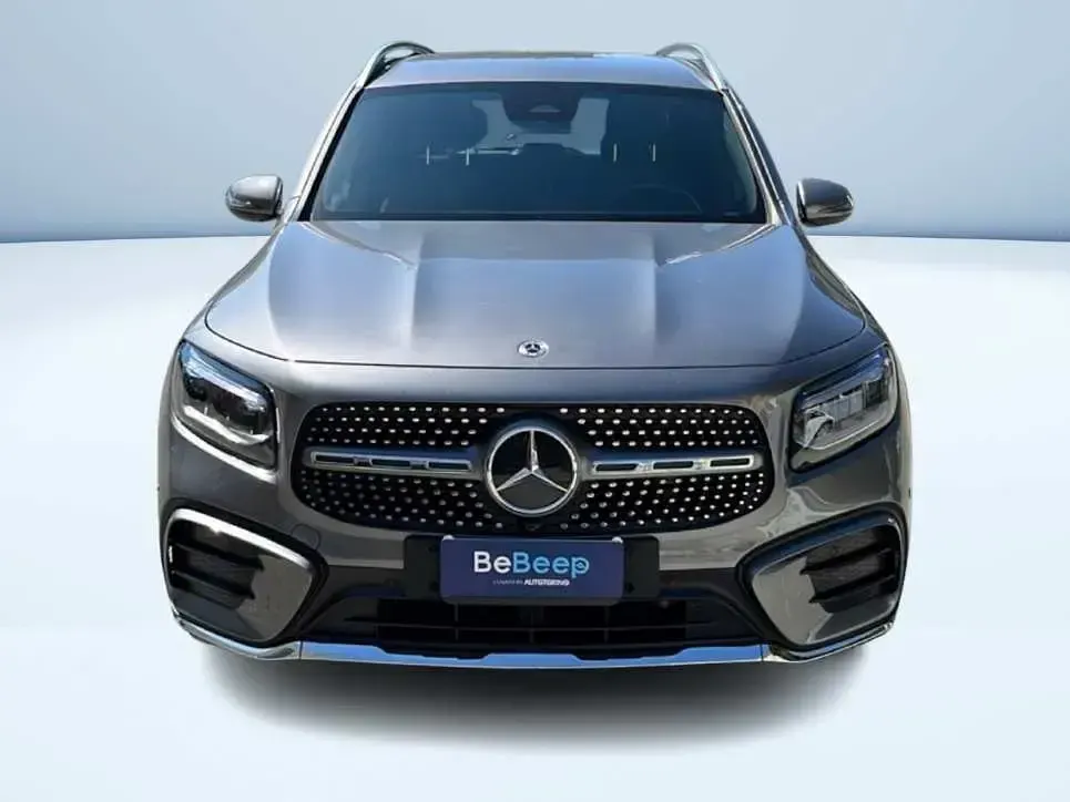 Usata Mercedes GLB180 Advanced Plus 116 CV (85 kW) 2025 Grigio SUV