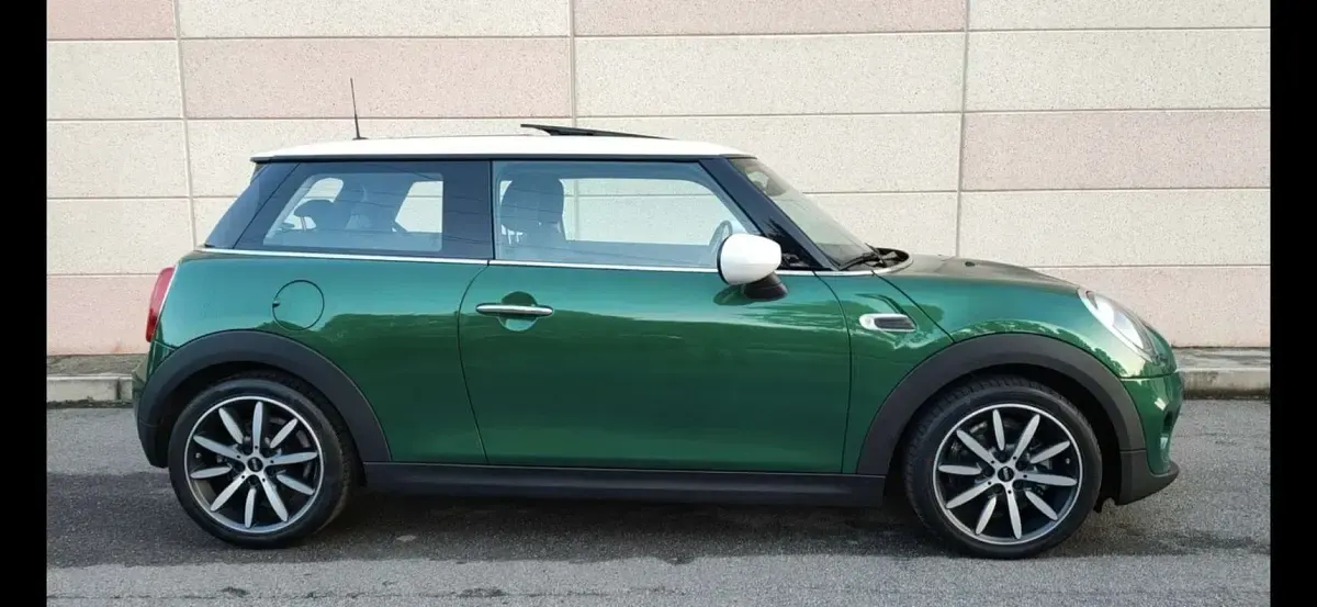 Usata Mini Cooper 136 CV (100 kW) 2021 Verde Utilitaria