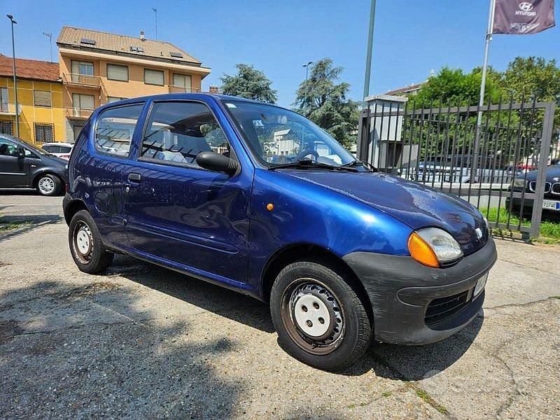 Usata Fiat Seicento Young 54 CV (39 kW) 2000 Blu Utilitaria