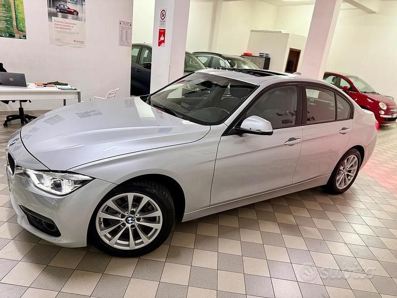 Usata BMW 325 Advantage 224 CV (164 kW) 2017 Grigio Berlina