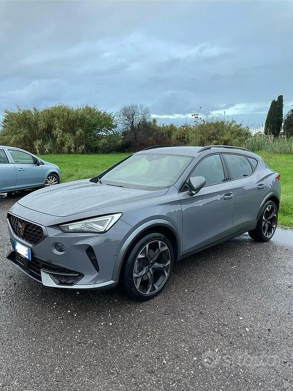 Grigio Usata 2021 Cupra Formentor SUV | 24.500 € (Buon prezzo) - Immagine 1/4