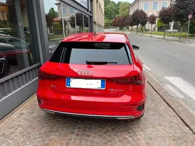 Usata Audi A3 S-Line 131 CV (96 kW) 2021 Rosso Berlina