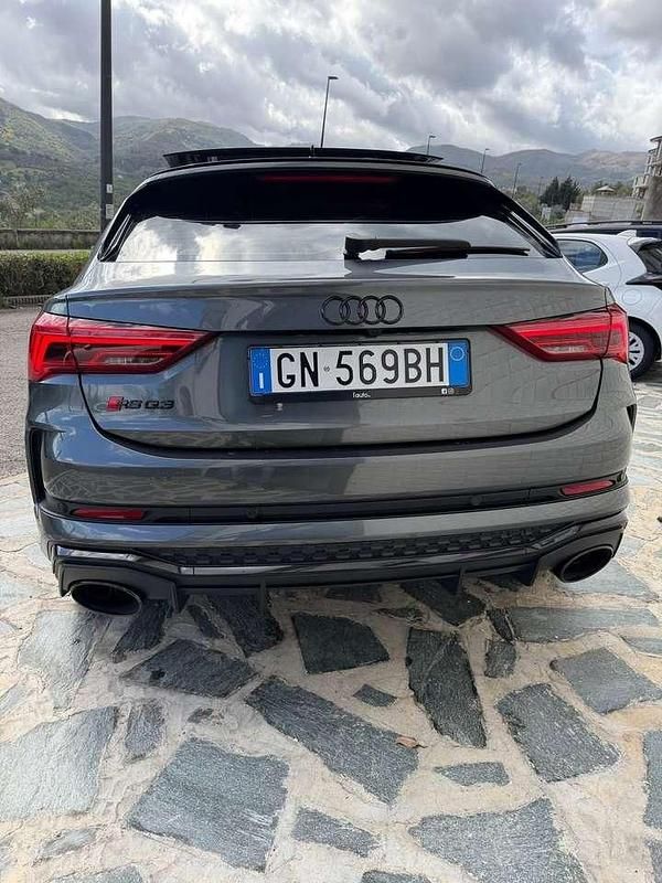 Usata Audi RS Q3 Sportback Ambiente 401 CV (294 kW) 2023 Grigio SUV