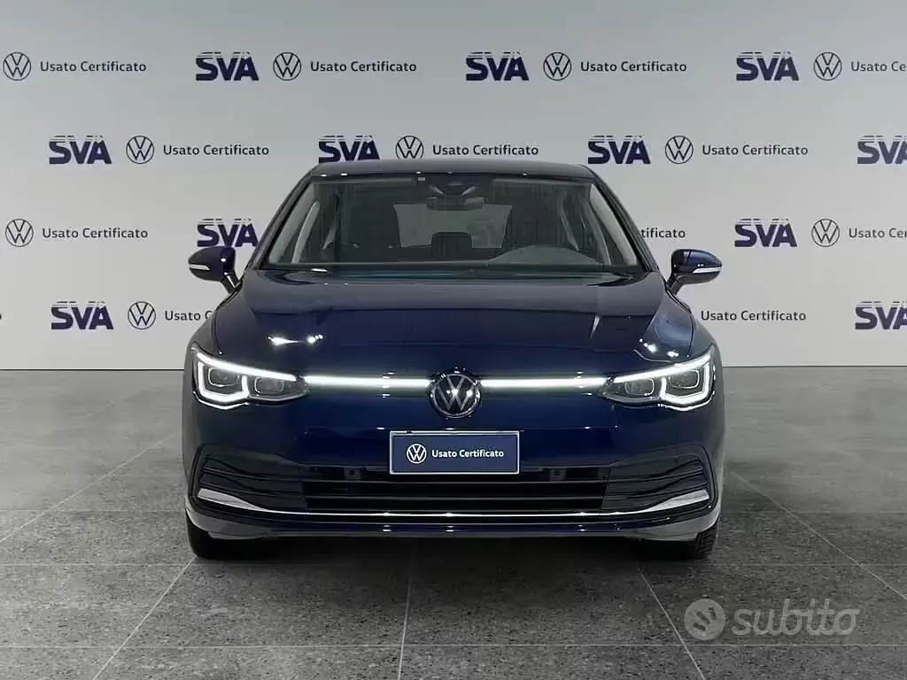 Usata VW Golf VIII Style 131 CV (96 kW) 2023 Blu Berlina